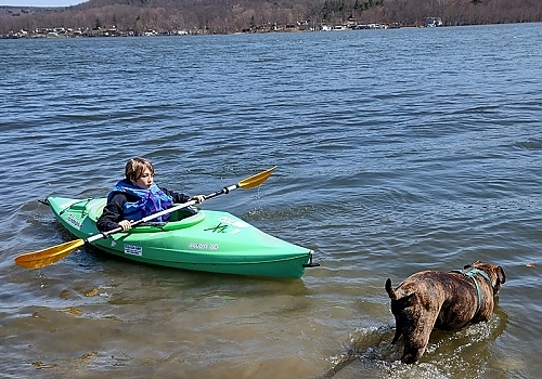 kid_and_dog_kayaking